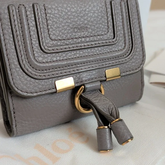Chloé Grained Calfskin Gray Marcie Leather Wallet - Picture 2 of 12
